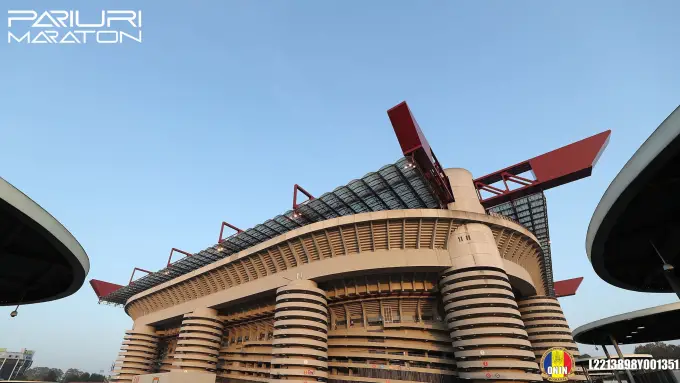 Fan al echipei Newcastle injunghiat la Milano 