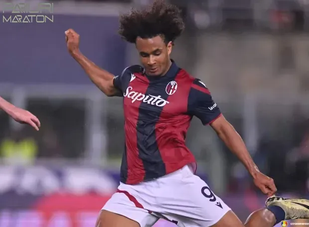 Manchester United ii tinteste pe Dan Ndoye si Joshua Zirkzee