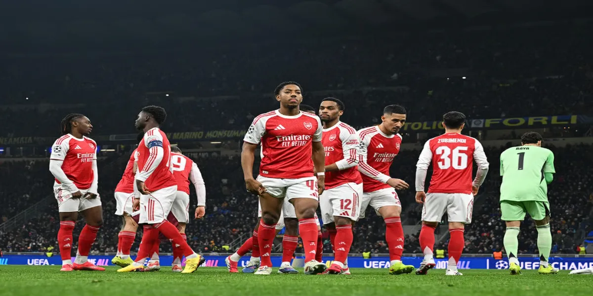 Manchester United il vrea pe Lewis-Skelly de la Arsenal