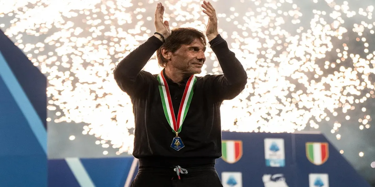 Napoli prelungeste contractul lui Conte dupa succesul din Serie A