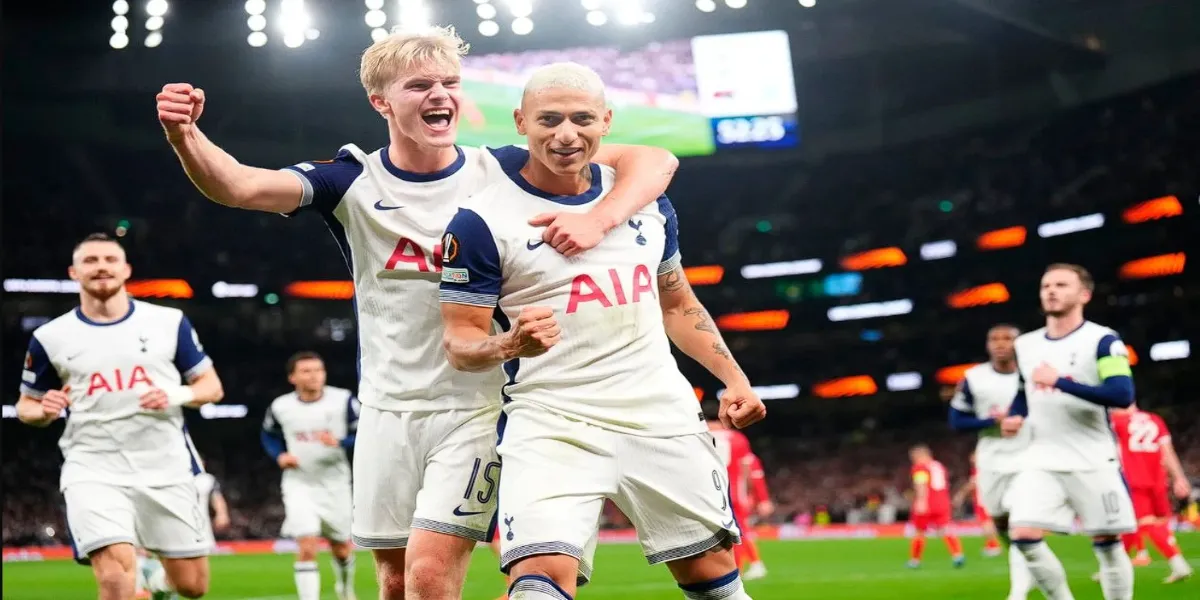 Tottenham castiga Europa League dupa o finala tensionata cu Man United