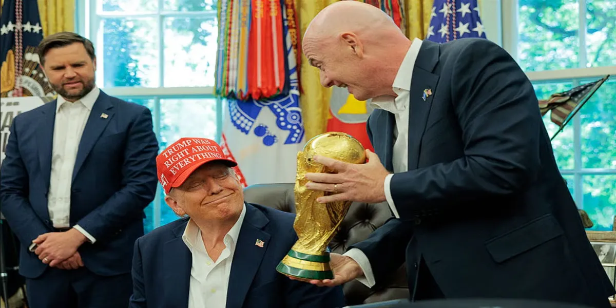 Trump sustine ca Gianni Infantino ar muta meciurile Cupei Mondiale la cererea sa