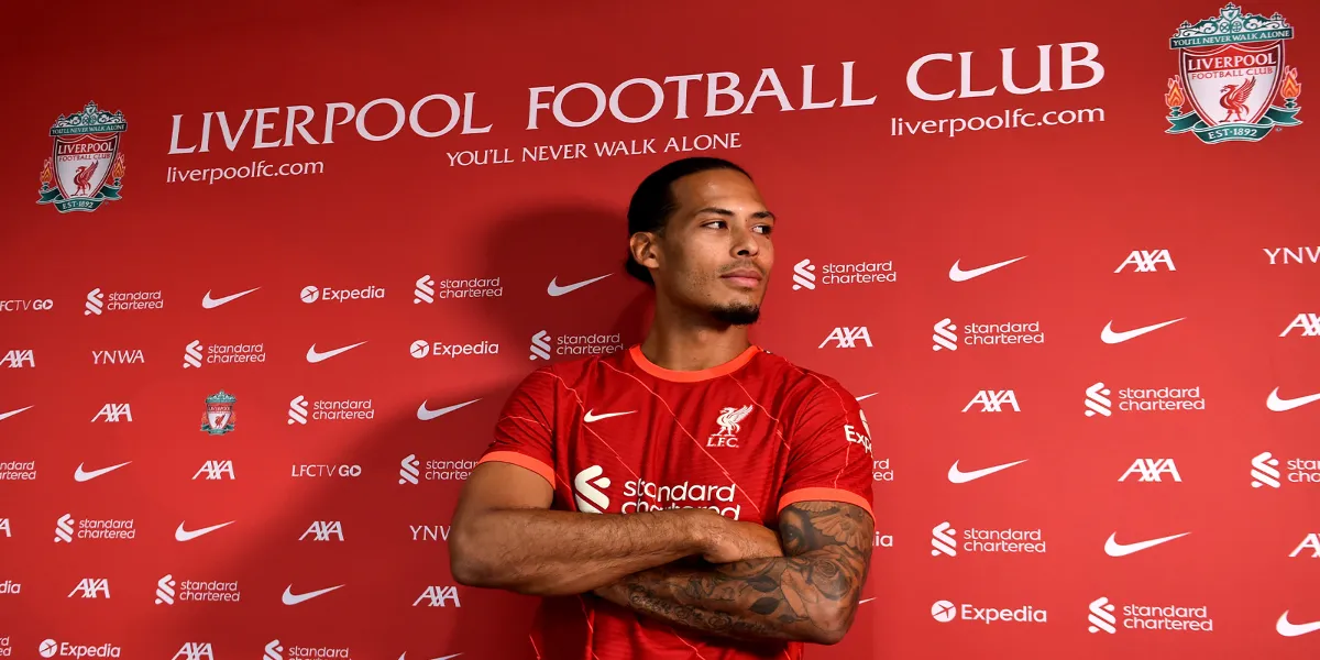 Van Dijk semneaza cu Liverpool pana in 2027