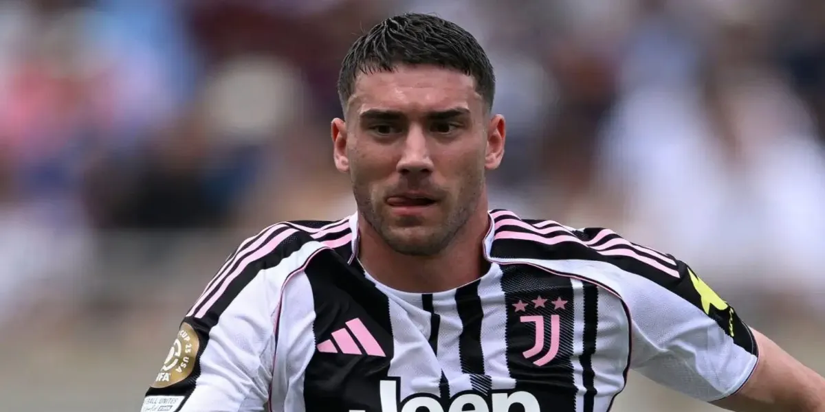 Vlahovic si planul lui Man United pentru transferurile din vara 2026